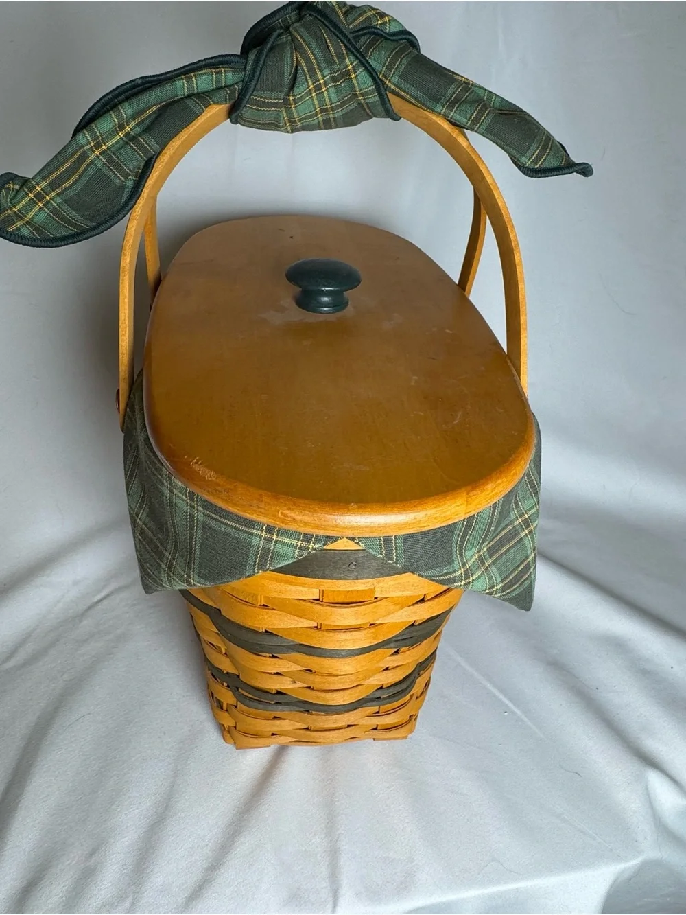 VTG 1997 Longaberger Traditions Collection Fellowship Basket with Lid and Liner